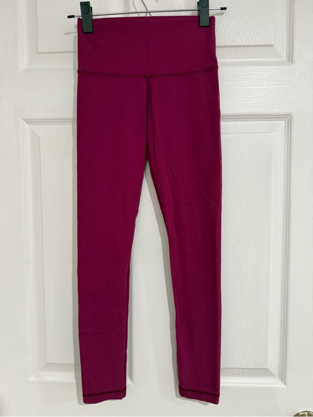 TNA Atmosphere Butter Leggings in Raspberry